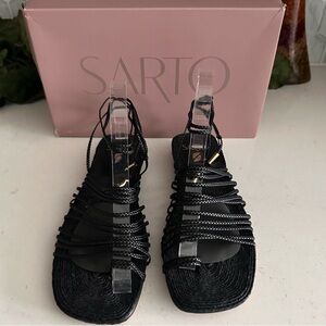 Sarto A-Iona Womens Black Braided Strappy Sandals Sz 7M With Box